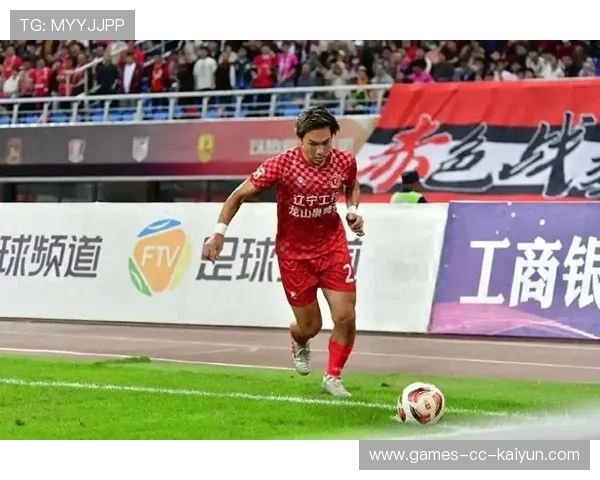 辽宁铁人邦本宜裕远射破门，球队气势如虹